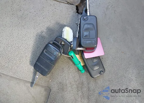 2014 Mercedes-Benz Sprinter 2500 High Roof из США, поврежденный, VIN WD3PE8DE6E5897902